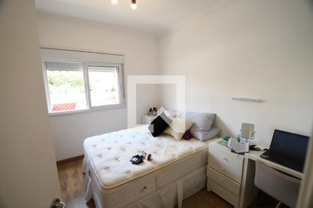 Quarto de apartamento à venda com 1 quarto, 47m² em Cambuí, Campinas