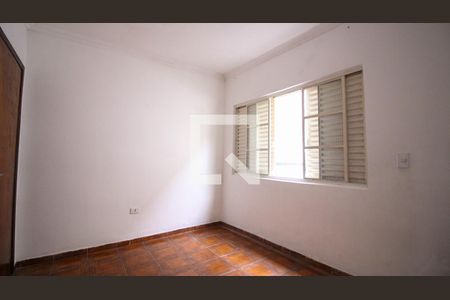 Quarto 2 de casa para alugar com 3 quartos, 150m² em São Lucas, São Paulo