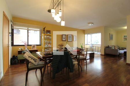 Sala de apartamento à venda com 3 quartos, 120m² em Vila Uberabinha, São Paulo