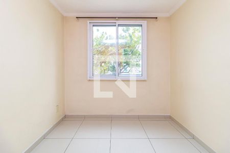 Quarto 2 de casa de condomínio para alugar com 3 quartos, 49m² em Parque Santo Antônio, São Paulo