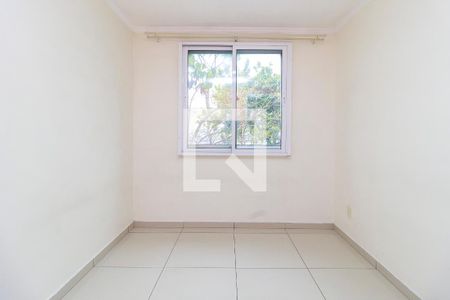 Quarto 1 de casa de condomínio para alugar com 3 quartos, 49m² em Parque Santo Antônio, São Paulo