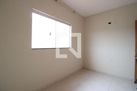 Quarto 1 de apartamento para alugar com 2 quartos, 68m² em Gravatás, Uberlândia