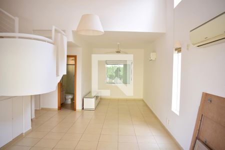 Sala de casa de condomínio para alugar com 3 quartos, 260m² em Vila do Golf, Ribeirão Preto