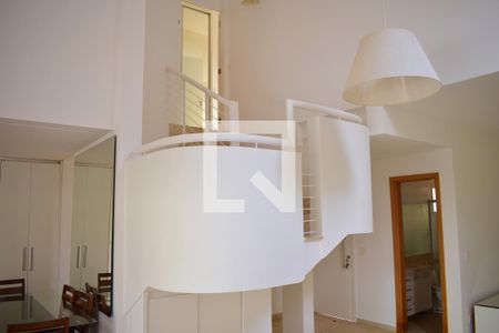 Escada de casa de condomínio para alugar com 3 quartos, 260m² em Vila do Golf, Ribeirão Preto