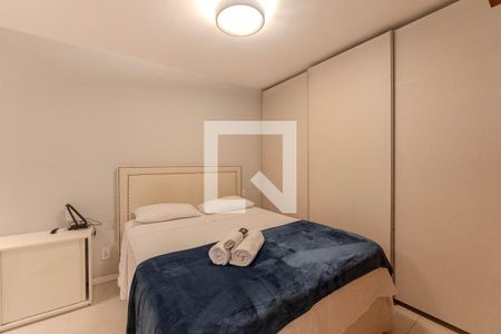 Quarto 2 de apartamento para alugar com 2 quartos, 85m² em Consolação, São Paulo