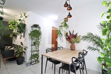 Sala de Jantar de apartamento para alugar com 2 quartos, 56m² em Novo Mundo, Uberlândia