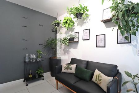 Sala de apartamento para alugar com 2 quartos, 56m² em Novo Mundo, Uberlândia