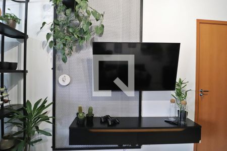 Sala de apartamento para alugar com 2 quartos, 56m² em Novo Mundo, Uberlândia