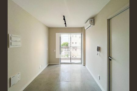 Sala/Cozinha de apartamento para alugar com 1 quarto, 29m² em Vila Romana, São Paulo