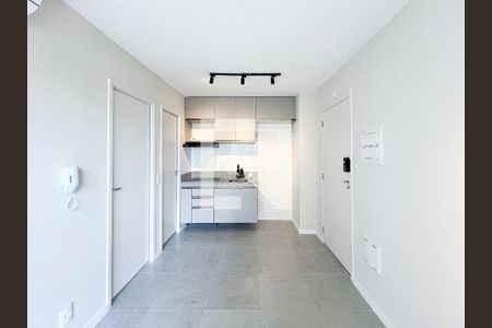 Sala/Cozinha de apartamento para alugar com 1 quarto, 29m² em Vila Romana, São Paulo