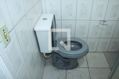 Banheiro de casa para alugar com 2 quartos, 70m² em Centro, Cotia