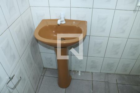 Banheiro de casa para alugar com 2 quartos, 70m² em Centro, Cotia