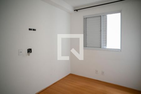 Quarto 2 de apartamento para alugar com 2 quartos, 40m² em Jardim Santa Emilia, São Paulo