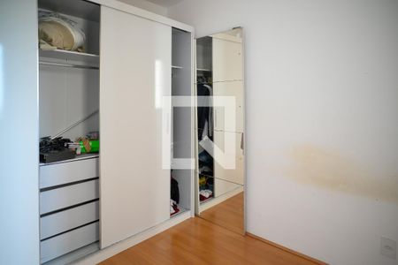 Quarto 1 de apartamento para alugar com 2 quartos, 40m² em Jardim Santa Emilia, São Paulo
