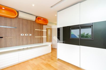 Suíte 3 de apartamento para alugar com 4 quartos, 317m² em Santo Amaro, São Paulo