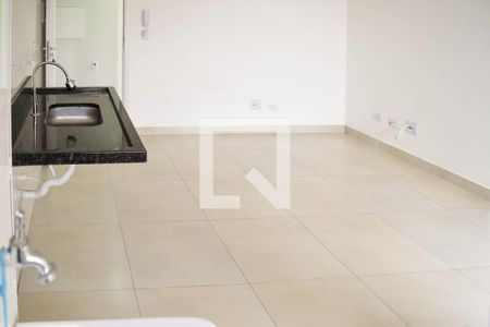 Sala/Cozinha/Área de serviço de apartamento à venda com 2 quartos, 40m² em Vila Carrão, São Paulo