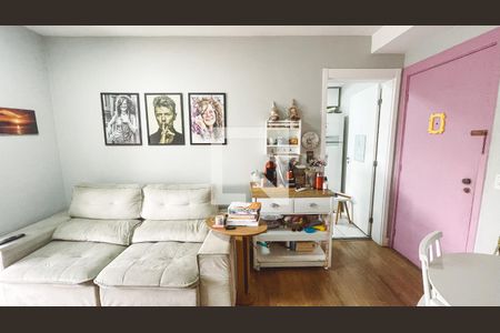 Sala de apartamento à venda com 2 quartos, 65m² em Vila Ester (zona Norte), São Paulo