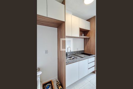 Cozinha de apartamento para alugar com 1 quarto, 27m² em Barra Funda, São Paulo