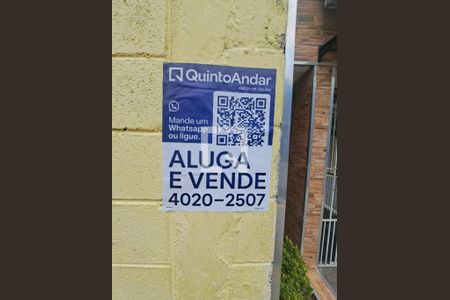 Placa de apartamento para alugar com 2 quartos, 50m² em Quitaúna, Osasco