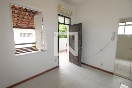 Sala de apartamento à venda com 2 quartos, 70m² em Piedade, Rio de Janeiro