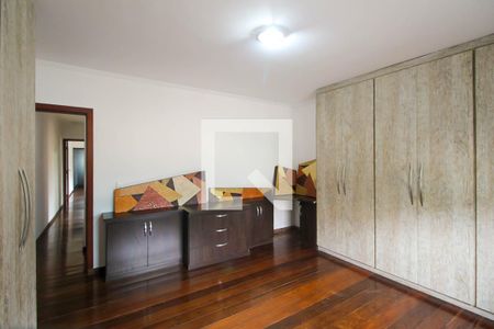Quarto 1 de casa à venda com 3 quartos, 214m² em Vila Primavera, São Paulo
