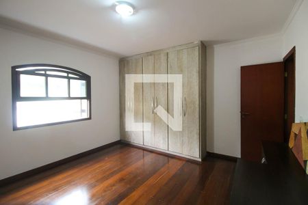 Quarto 1 de casa à venda com 3 quartos, 214m² em Vila Primavera, São Paulo