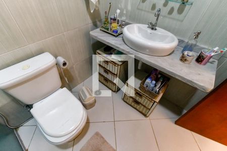 Banheiro de casa para alugar com 2 quartos, 50m² em Arraial Paulista, Taboão da Serra