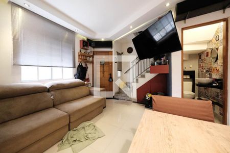 Sala/Cozinha de casa de condomínio à venda com 2 quartos, 52m² em Jardim Triana, São Paulo