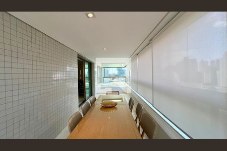 Sala de apartamento à venda com 4 quartos, 288m² em Belvedere, Belo Horizonte