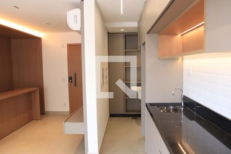 Sala/Cozinha de apartamento para alugar com 3 quartos, 86m² em Setor Marista, Goiânia
