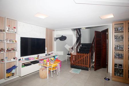 Sala 2 de casa à venda com 3 quartos, 260m² em Petrópolis, Porto Alegre