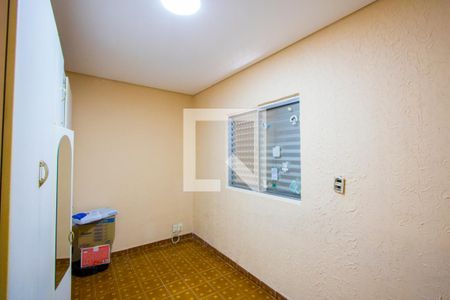 Quarto 2 de casa para alugar com 3 quartos, 150m² em Vila Bela Vista, Santo André