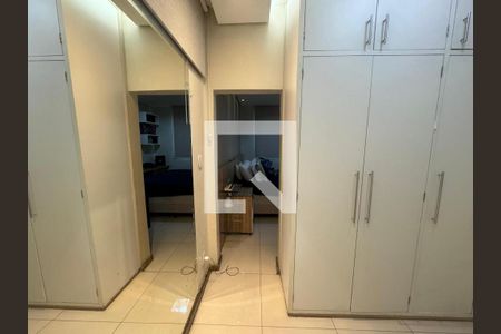 Suíte de casa à venda com 4 quartos, 360m² em Planalto, Belo Horizonte