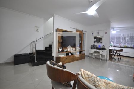 Sala de casa à venda com 3 quartos, 94m² em Vila Nova Carolina, São Paulo