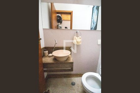 Lavabo de casa para alugar com 3 quartos, 150m² em Brooklin, São Paulo