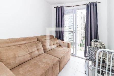 Sala de apartamento para alugar com 1 quarto, 39m² em Parque Industrial Tomas Edson, São Paulo