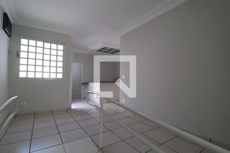 Sala de casa para alugar com 3 quartos, 107m² em Centro, Uberlândia