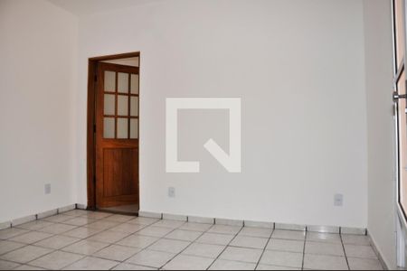 Sala de casa para alugar com 2 quartos, 80m² em Jardim Maristela, São Paulo