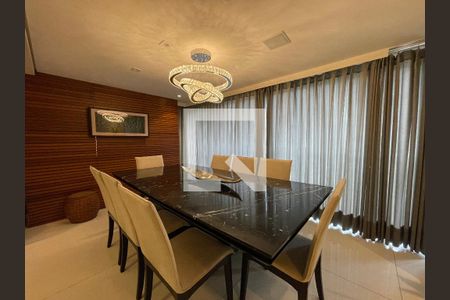 Sala de apartamento à venda com 3 quartos, 142m² em Cidade São Francisco, São Paulo