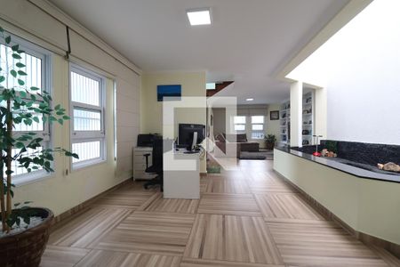 Sala 2 de casa à venda com 3 quartos, 244m² em Vila Clarice, Santo André