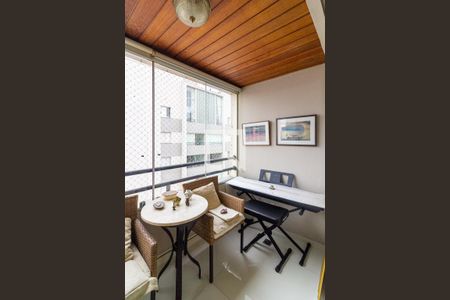 Varanda de apartamento à venda com 2 quartos, 81m² em Jardim das Acacias, São Paulo