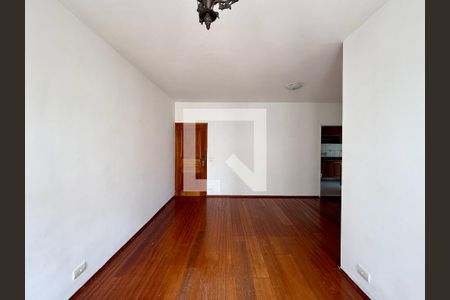 Sala de apartamento à venda com 3 quartos, 106m² em Itaim Bibi, São Paulo