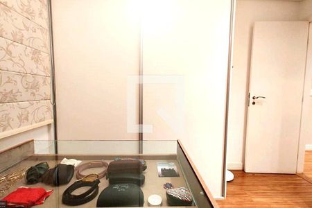 Apartamento à venda com 4 quartos, 170m² em Estoril, Belo Horizonte