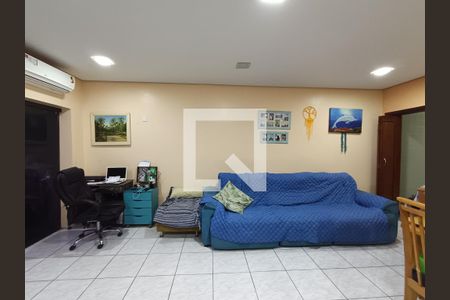 Sala de casa à venda com 4 quartos, 200m² em Vila da Saúde, São Paulo