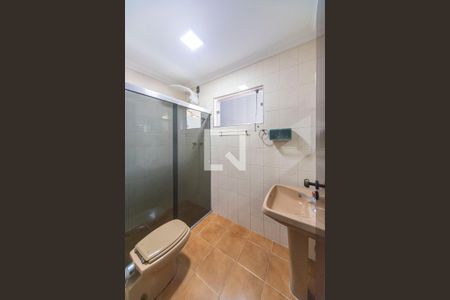 Banheiro  de casa para alugar com 3 quartos, 135m² em Vila América, Santo André