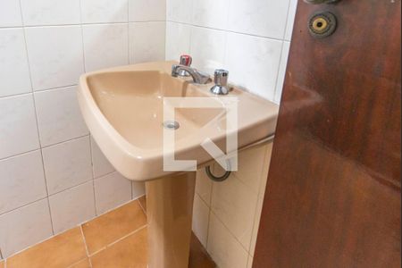 Banheiro  de casa para alugar com 3 quartos, 135m² em Vila América, Santo André