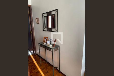 Casa à venda com 4 quartos, 200m² em Cambuci, São Paulo