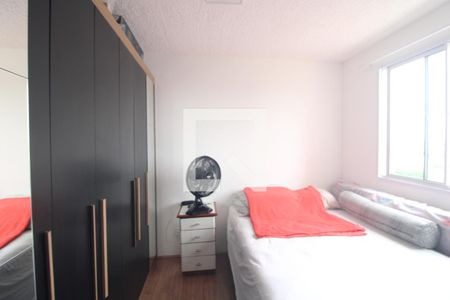 Quarto 1 de apartamento para alugar com 2 quartos, 35m² em Jardim Itacolomi, São Paulo