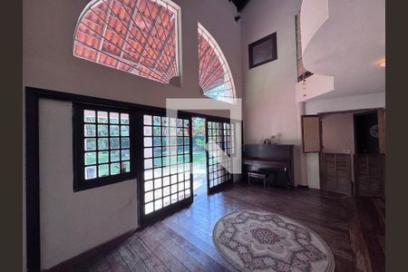 Sala de casa à venda com 4 quartos, 360m² em Vargem Grande, Rio de Janeiro