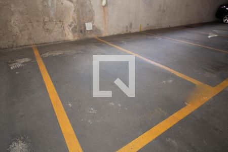 Garagem de apartamento à venda com 3 quartos, 50m² em Vila Regina, São Paulo